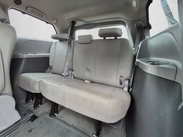 Used 2015 Toyota Sienna XLE FWD image 20