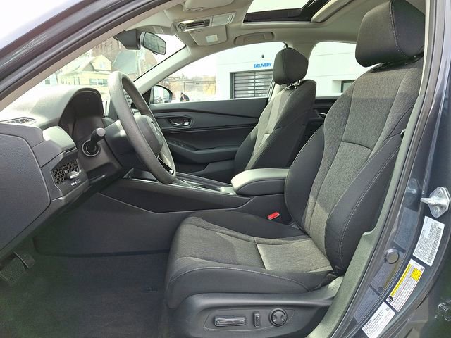 Certified 2023 Honda Accord EX image 13