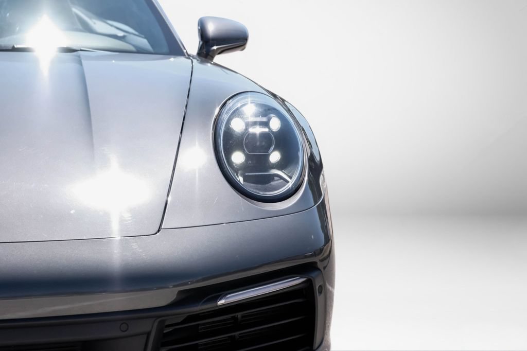 Used 2021 Porsche 911 Cabriolet image 34