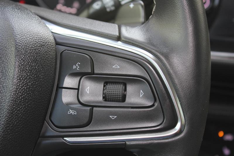 Used 2023 Buick Envision Essence FWD image 30