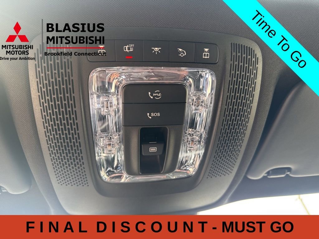 Used 2021 Mercedes-Benz GLB 250 4MATIC w/ AMG Line image 35