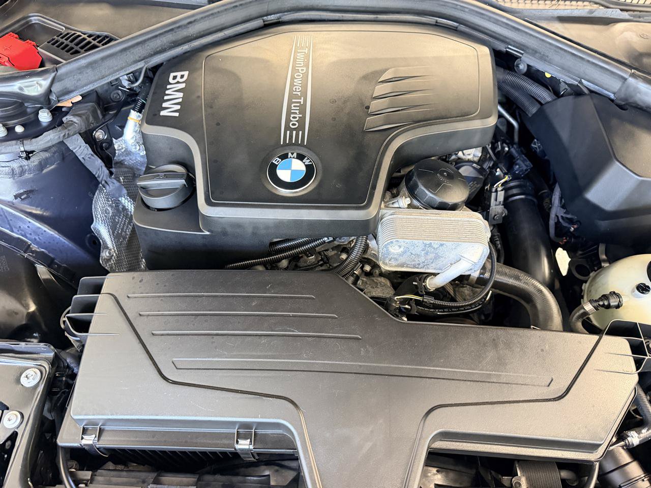 Used 2016 BMW 320i xDrive Sedan AWD/4WD image 36