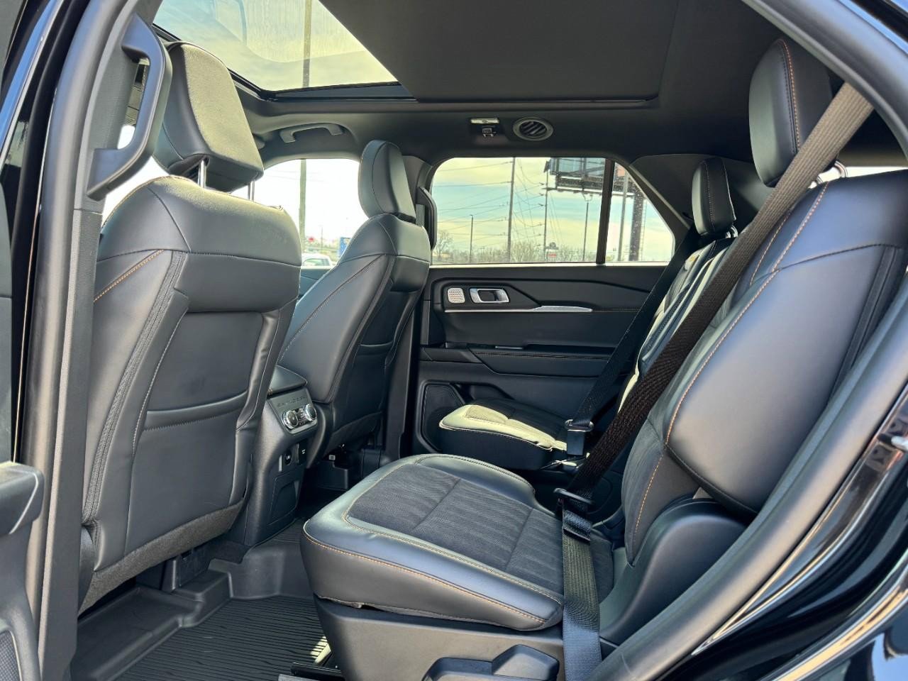 Used 2026 Ford Explorer Tremor w/ Tremor Ultimate Package image 10