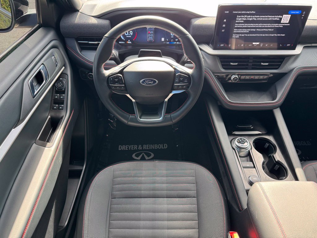 Used 2025 Ford Explorer ST-Line AWD/4WD image 16