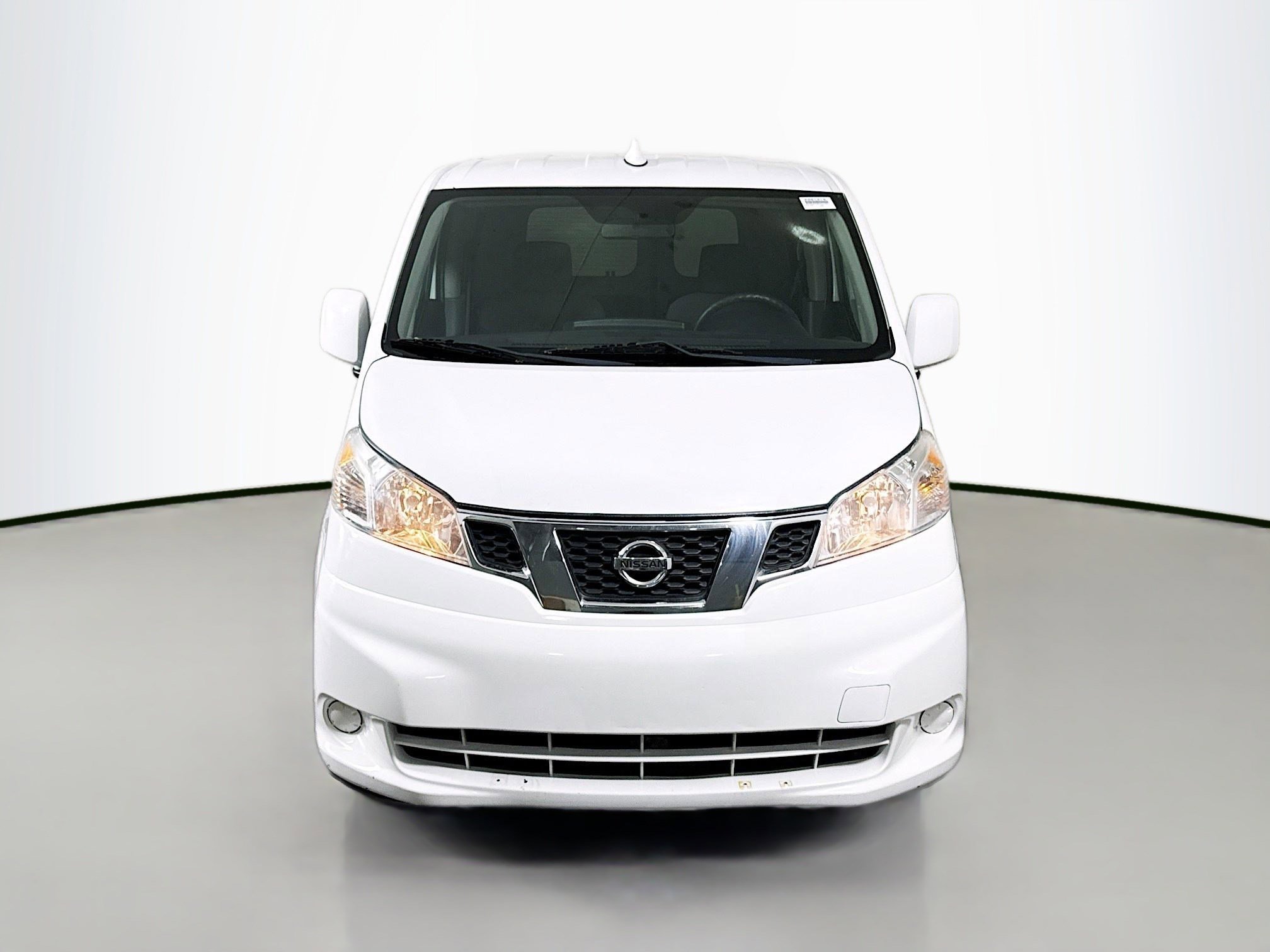 Used 2014 Nissan NV200 SV w/ Exterior Appearance Package image 2
