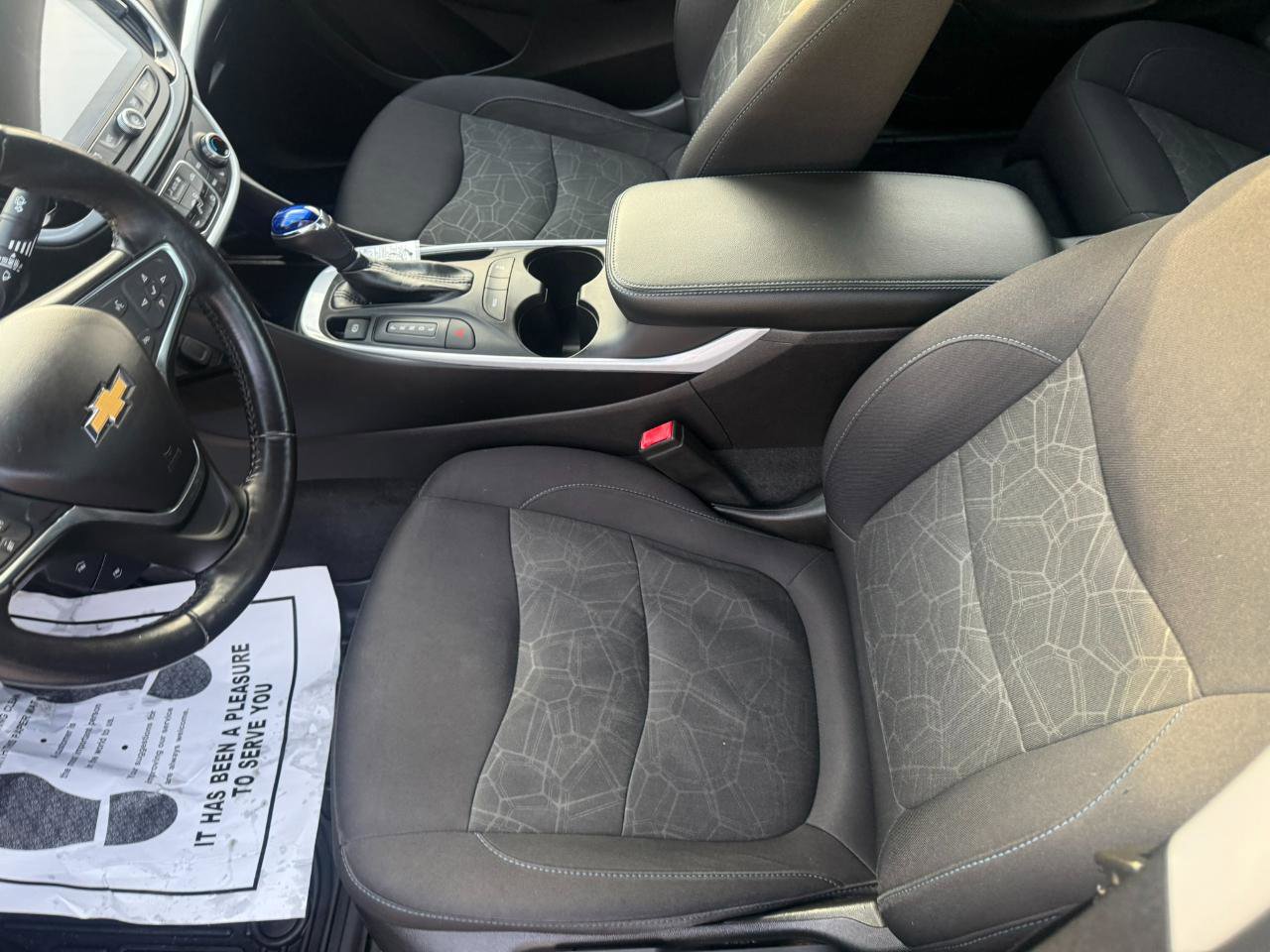 Used 2018 Chevrolet Volt LT w/ Comfort Package image 10