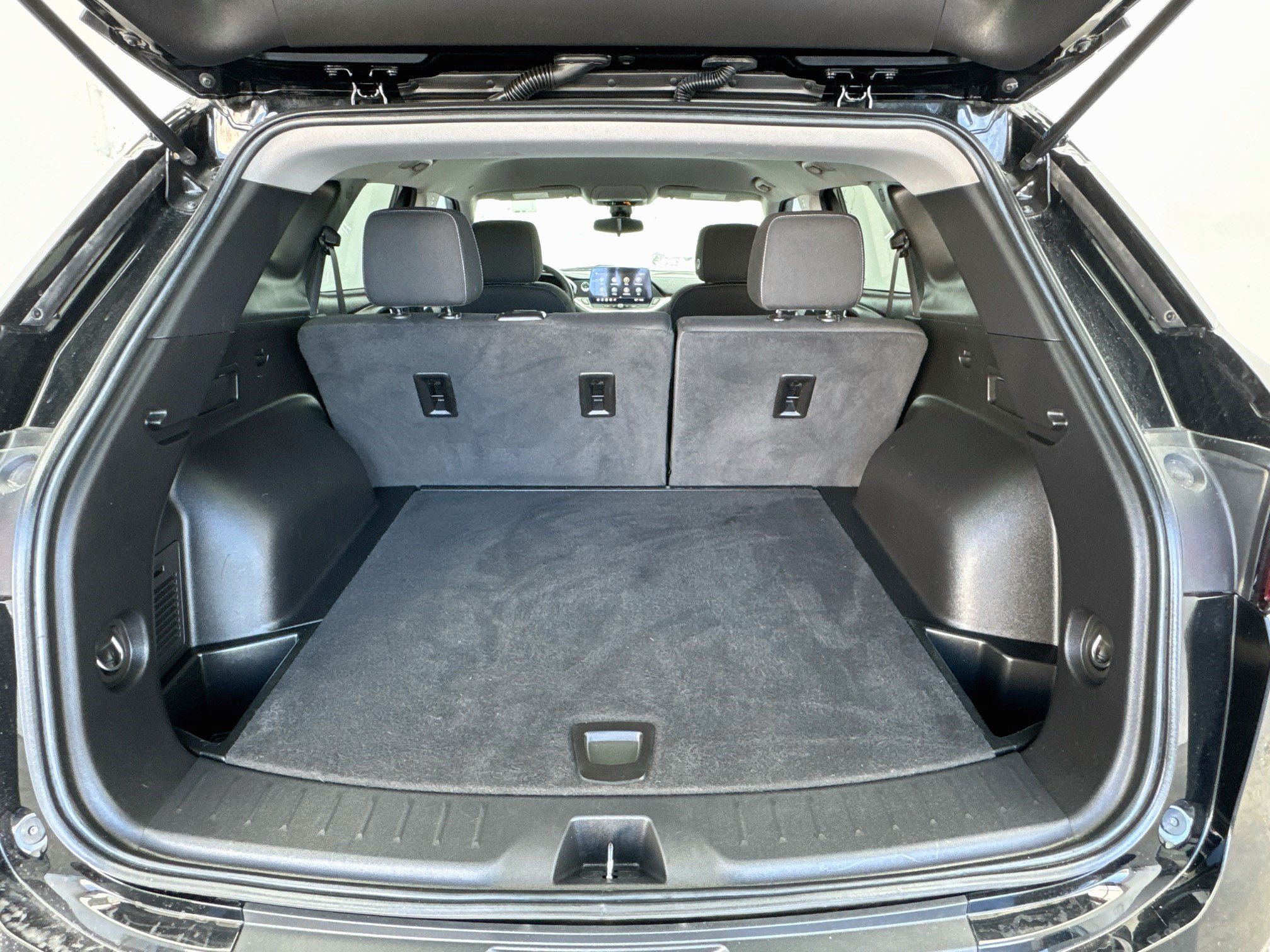Used 2023 Chevrolet Blazer LT FWD image 17