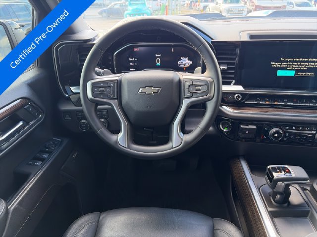 Used 2024 Chevrolet Silverado 1500 LT Trail Boss w/ LT Trail Boss Premium Package AWD/4WD image 15