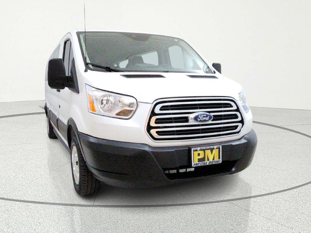 Used 2019 Ford Transit 350 XLT RWD image 2