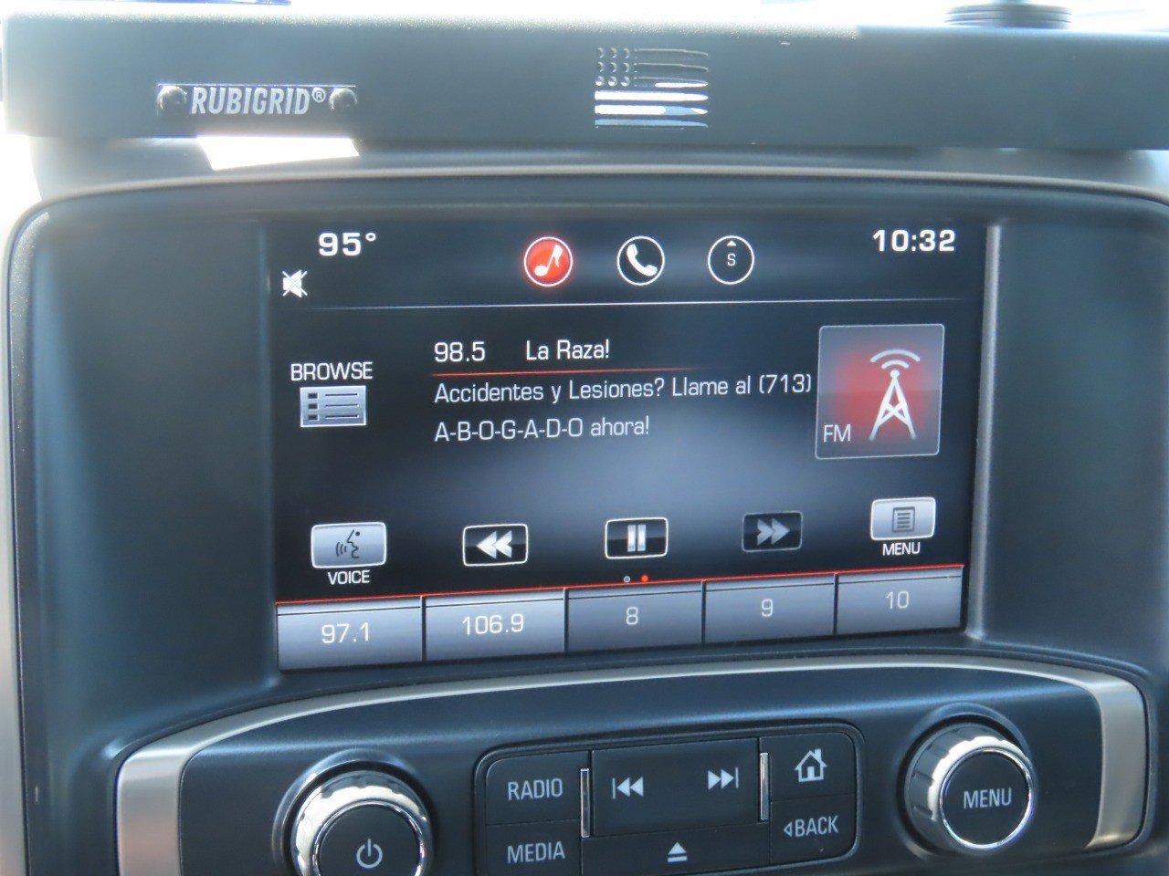 Used 2015 GMC Sierra 1500 Denali w/ Driver Alert Package AWD/4WD image 29