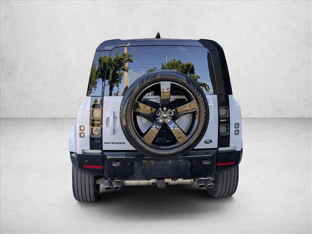 Certified 2023 Land Rover Defender 110 V8 image 7