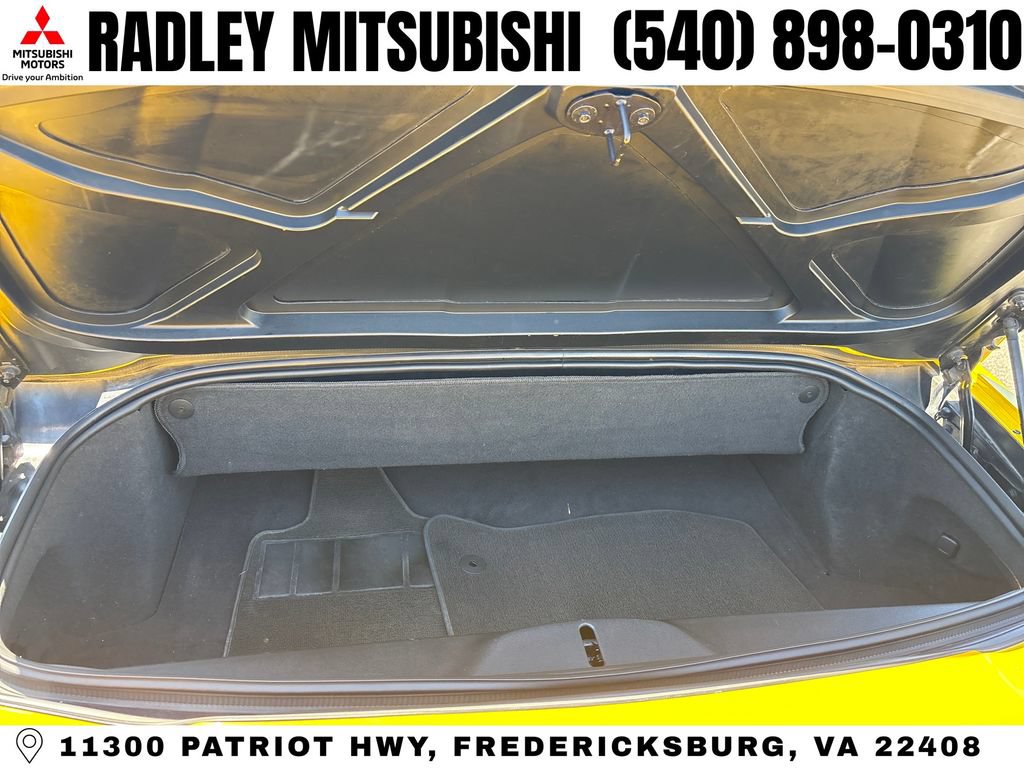 Used 2014 Chevrolet Corvette Stingray Convertible w/ 2LT Preferred Equipment Group RWD image 15