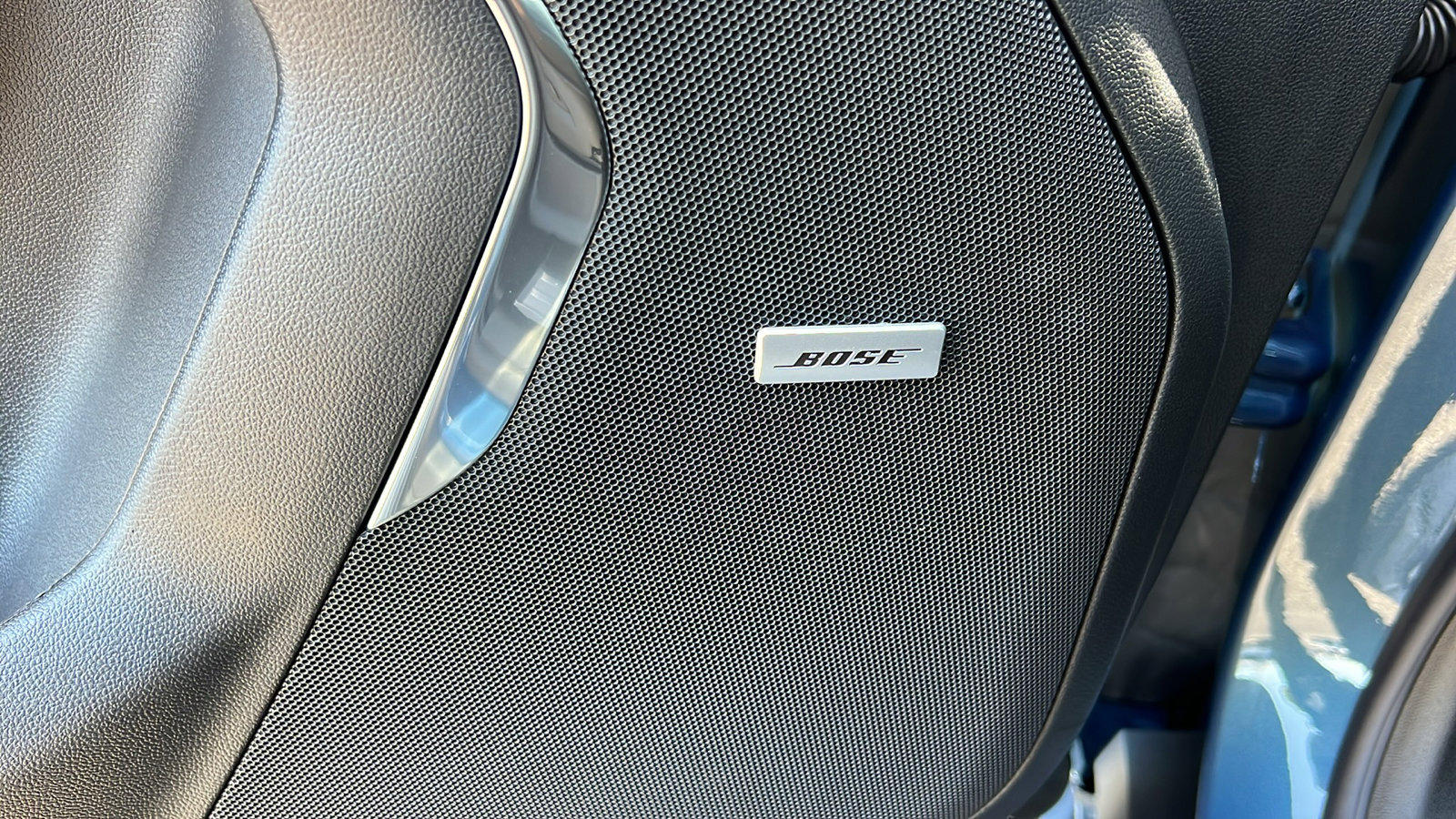 New 2026 Chevrolet Suburban LT w/ Comfort Package image 21