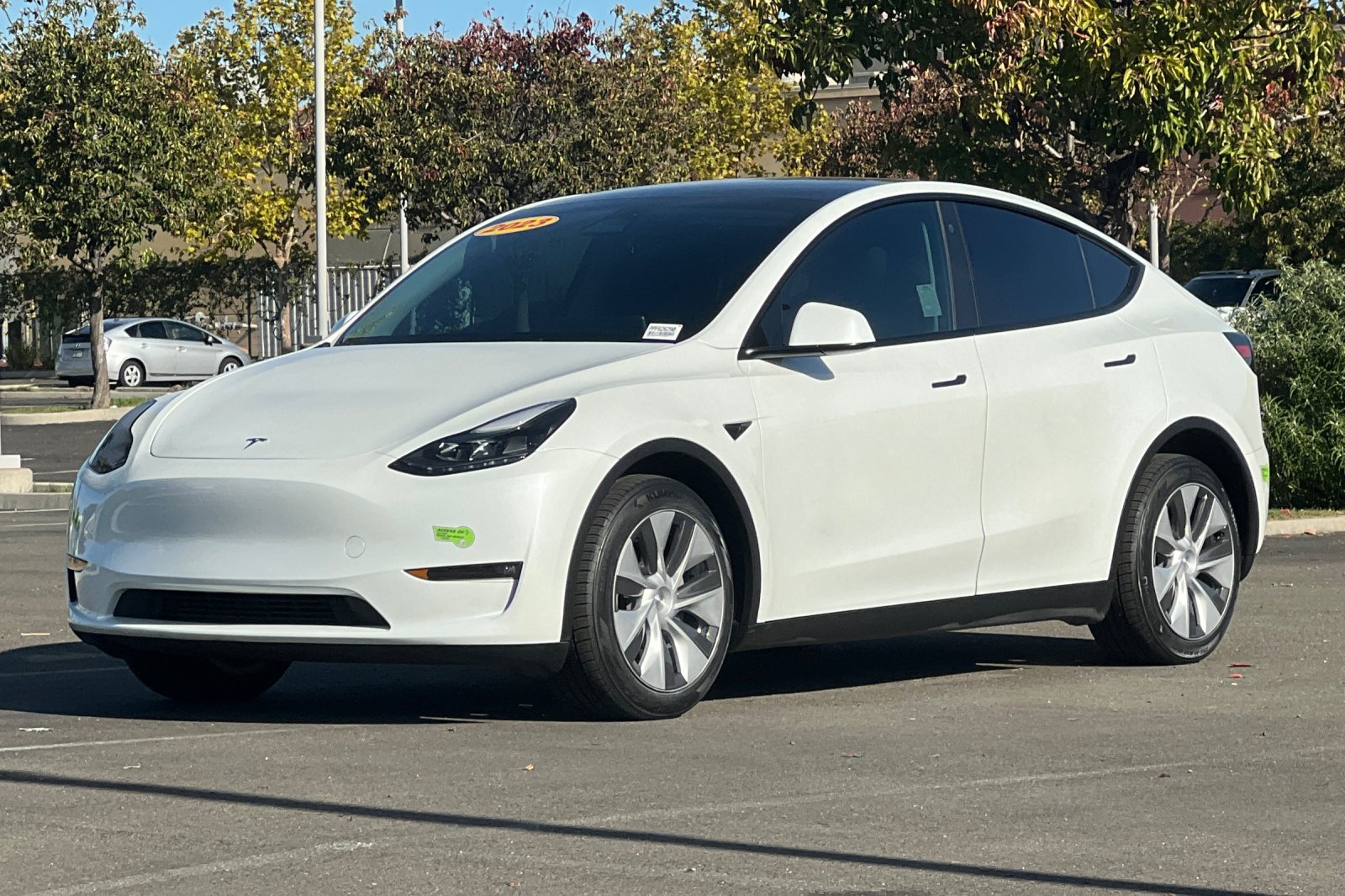 Used 2023 Tesla Model Y Long Range AWD/4WD image 8