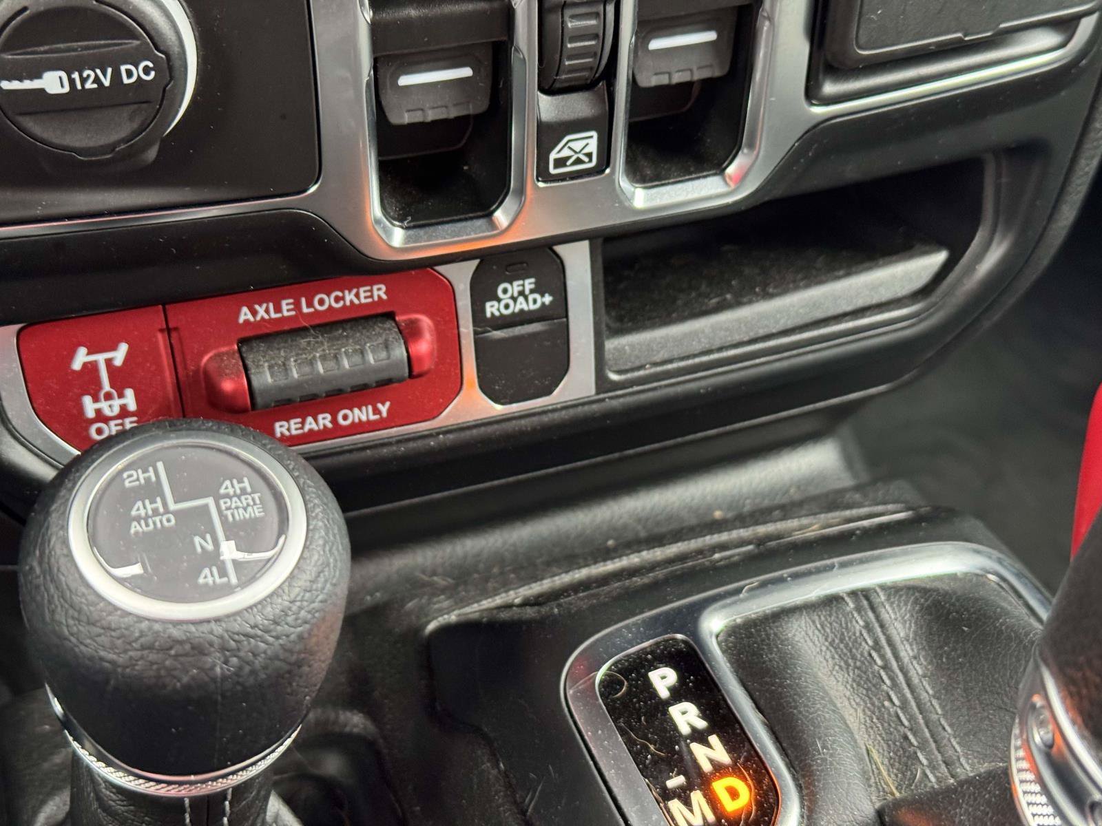 Certified 2024 Jeep Wrangler Unlimited AWD/4WD image 13