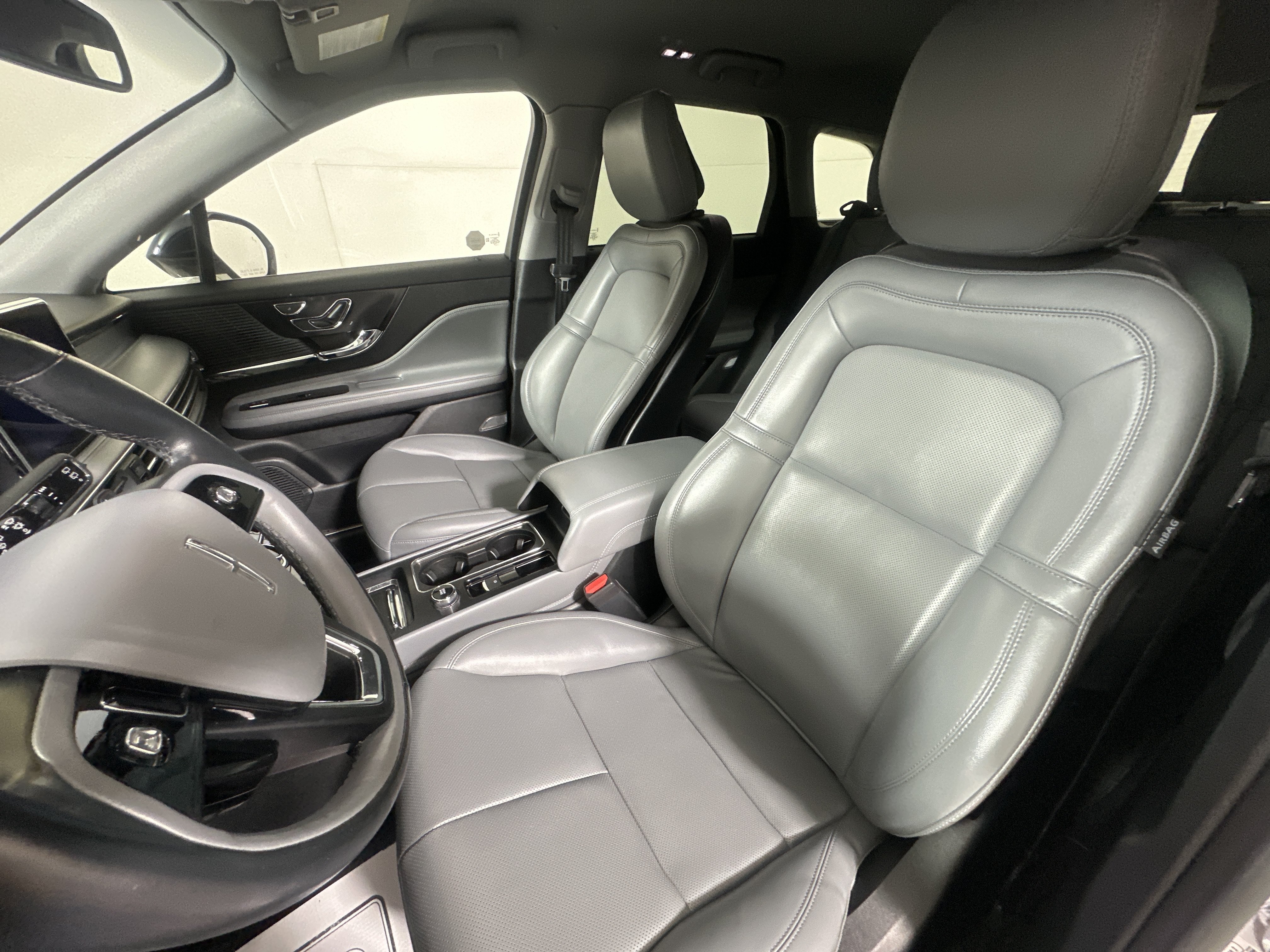 Used 2020 Lincoln Corsair AWD w/ Equipment Group 101A image 9