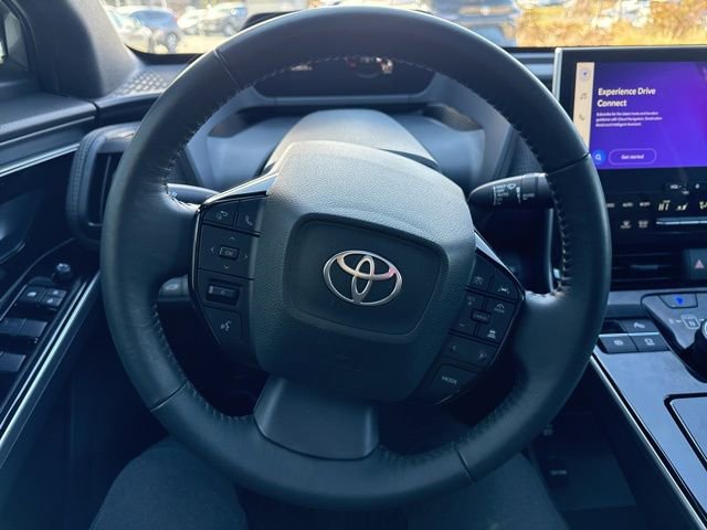 Used 2024 Toyota bZ4X XLE AWD/4WD image 15