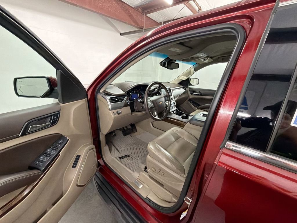 Used 2019 Chevrolet Tahoe LT w/ Luxury Package image 10