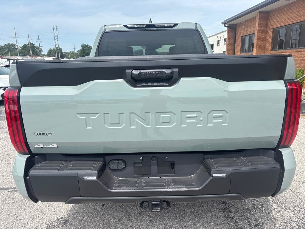 Used 2026 Toyota Tundra SR5 w/ SR5 Premium Package AWD/4WD image 16