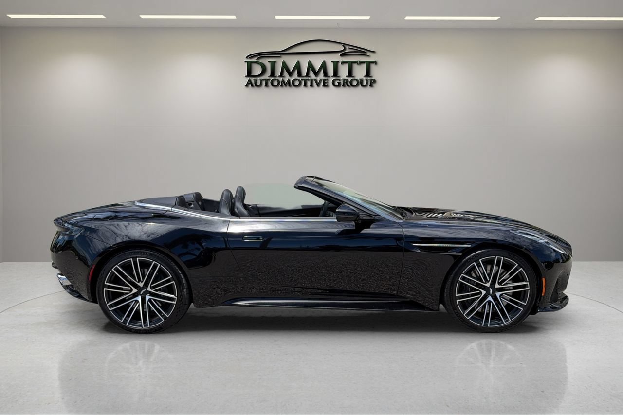 Used 2026 Aston Martin DB12 Convertible RWD image 8