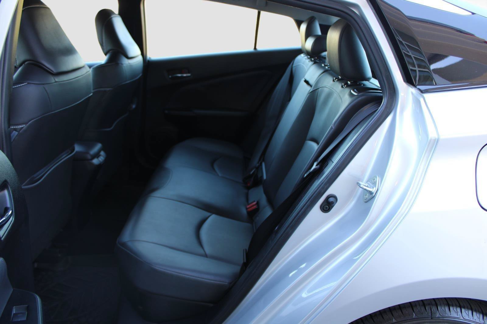 Used 2020 Toyota Prius Prime XLE FWD image 35