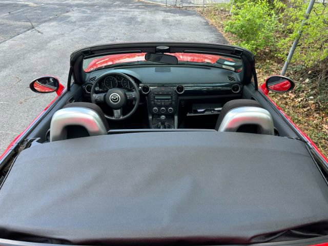 Used 2014 MAZDA MX-5 Miata Sport w/ Convenience Package image 30