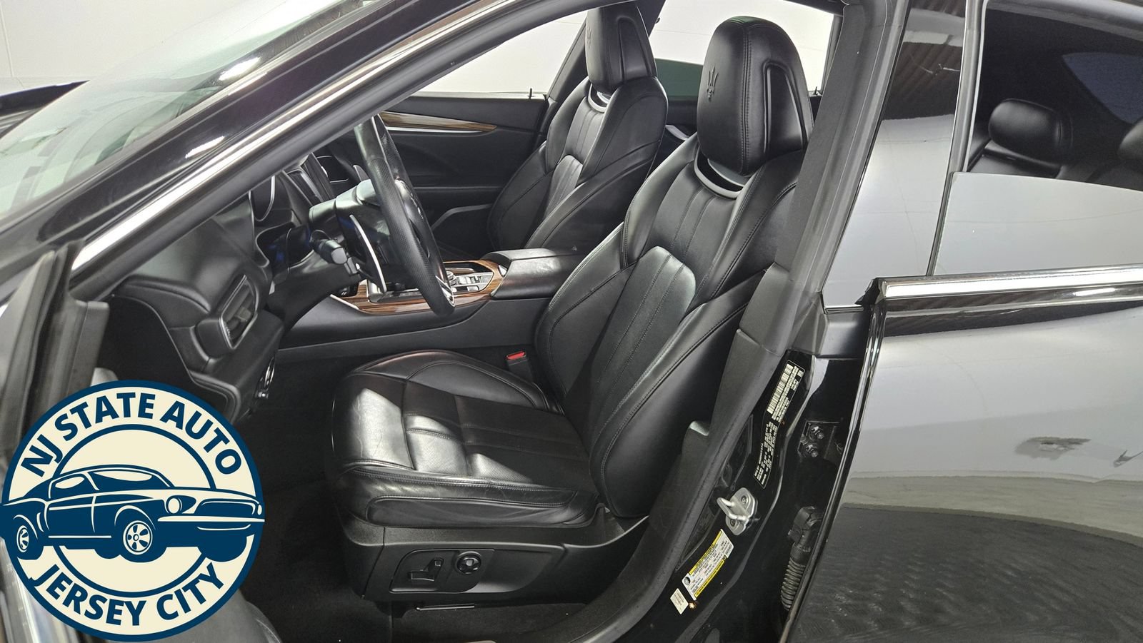 Used 2018 Maserati Levante S GranSport AWD/4WD image 26