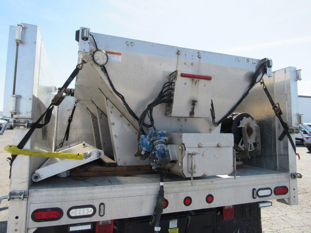 Used 2024 Ford F350 XL w/ Snow Plow Prep Package image 24