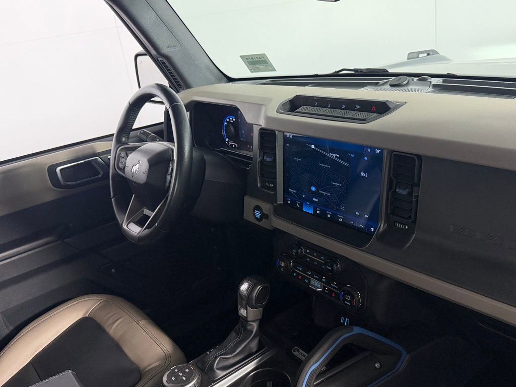 Used 2024 Ford Bronco Wildtrak AWD/4WD image 32