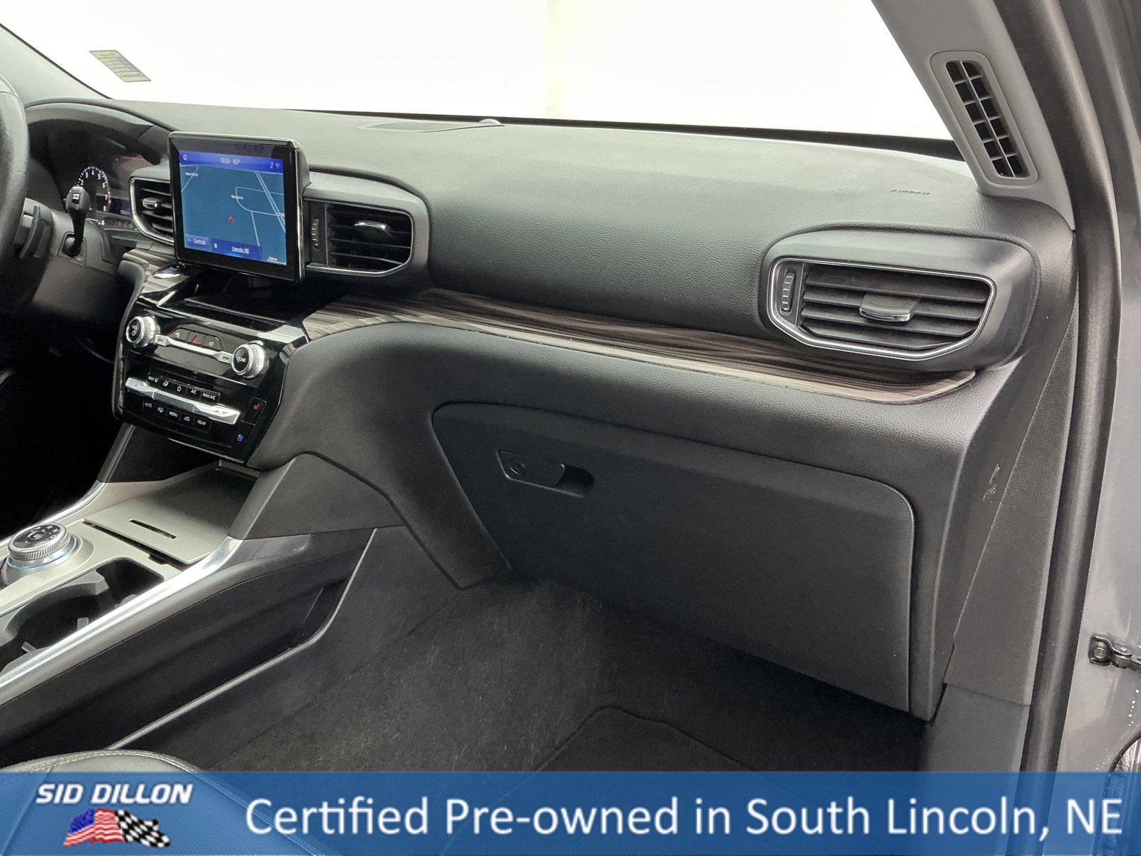 Used 2021 Ford Explorer Limited w/ Hybrid Equipment Group 310A image 25