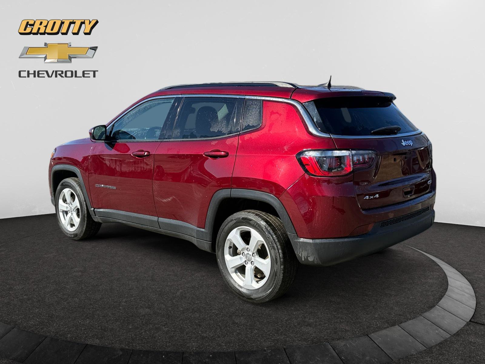 Used 2021 Jeep Compass Latitude AWD/4WD image 3
