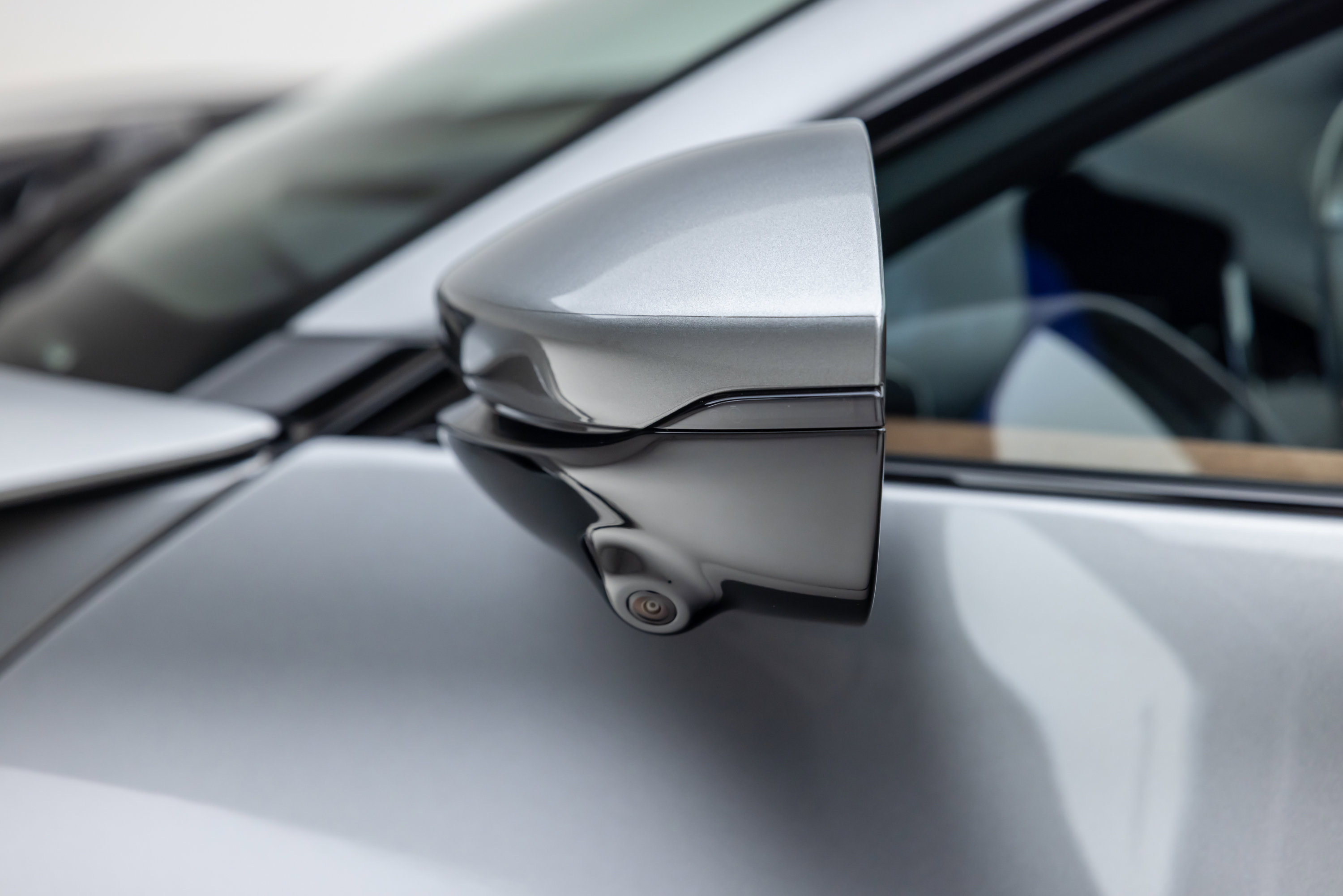 Certified 2023 Ferrari Purosangue image 32