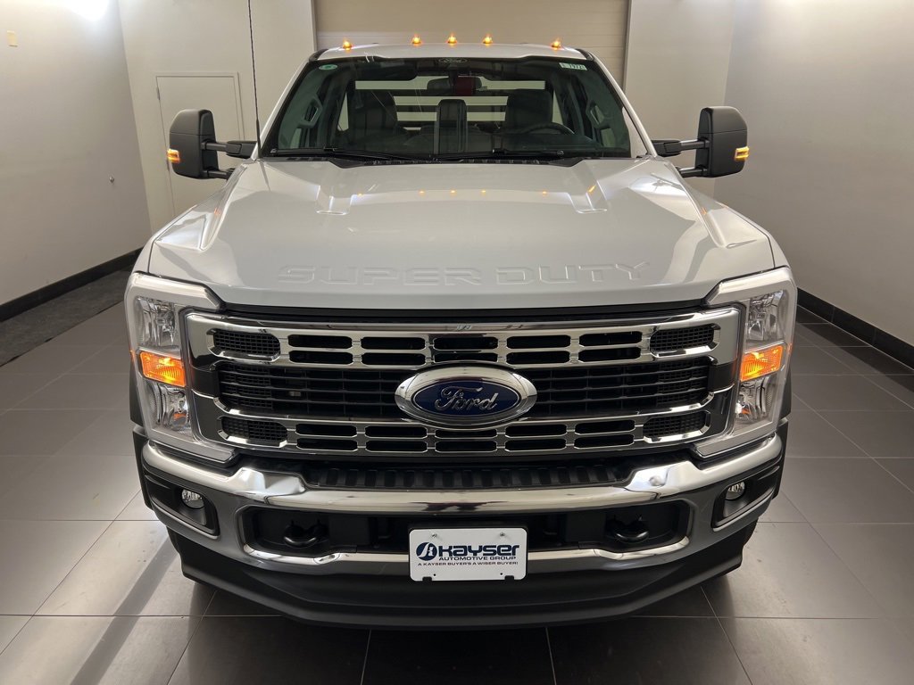 New 2026 Ford F550 4x4 Regular Cab Super Duty image 2