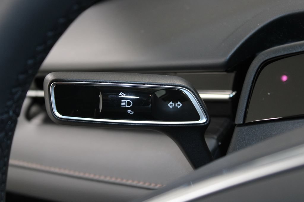 New 2026 Lincoln Nautilus Reserve AWD/4WD image 38