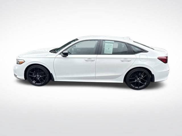 Used 2025 Honda Civic Sport image 4