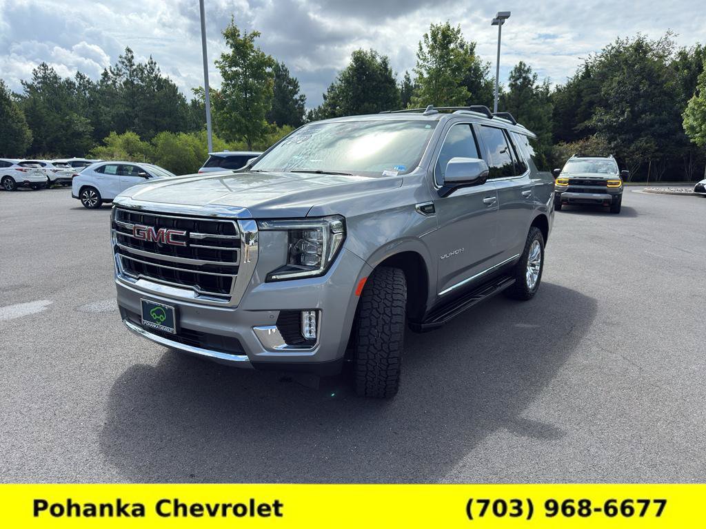 Certified 2023 GMC Yukon SLT w/ SLT Luxury Package AWD/4WD image 3