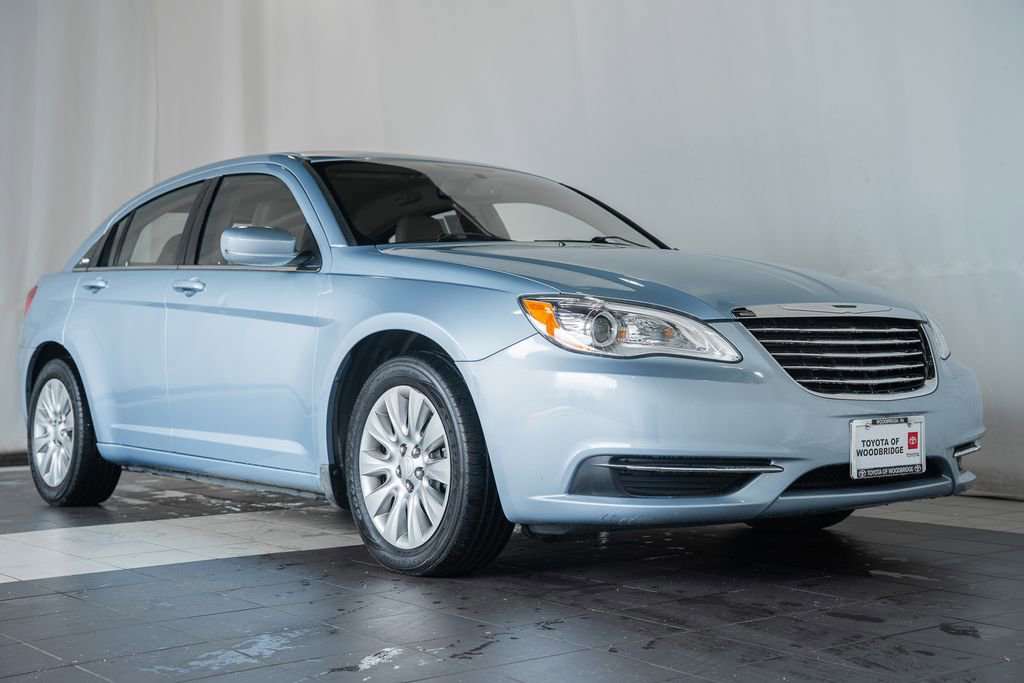 Used 2014 Chrysler 200 LX