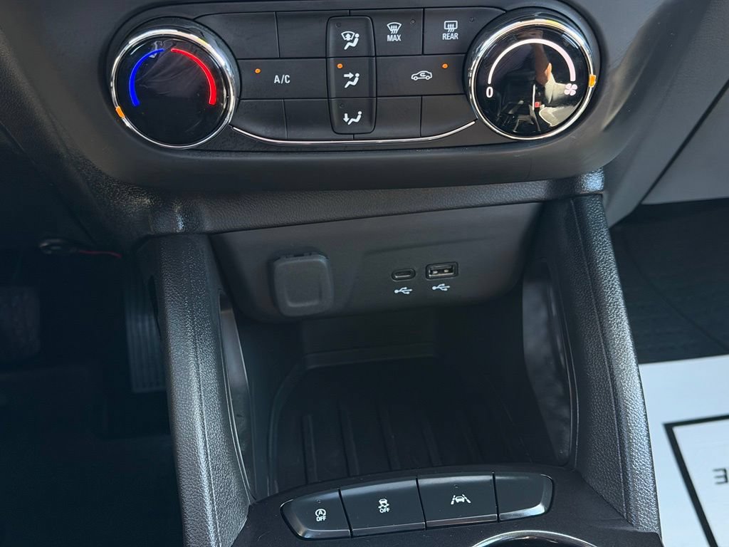 Used 2024 Chevrolet TrailBlazer LS FWD image 26
