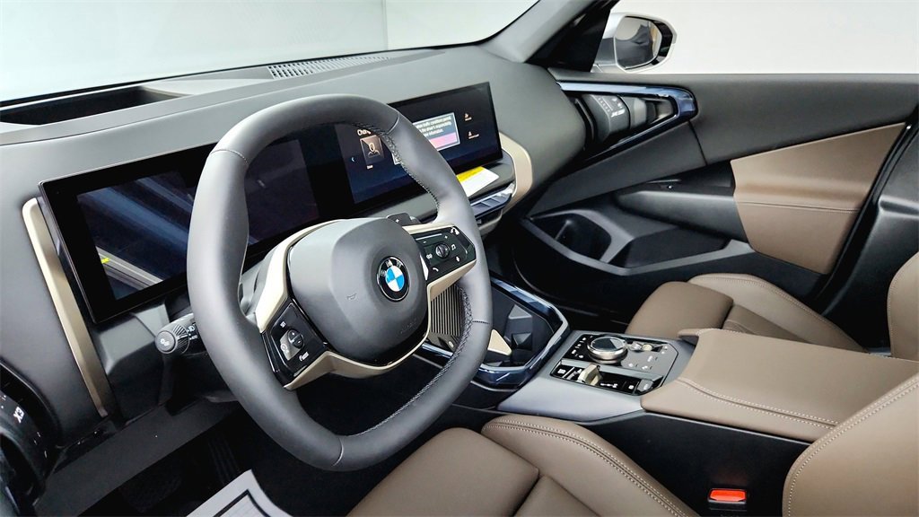 Used 2025 BMW X3 xDrive30i w/ Premium Package image 33