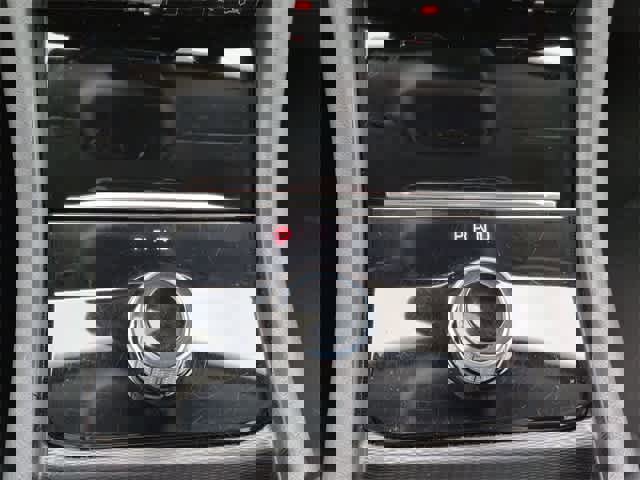 Used 2023 Jeep Grand Cherokee L Laredo image 31