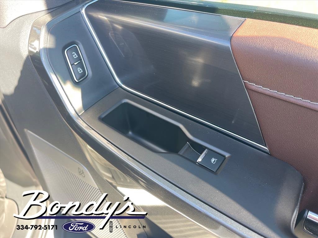 Used 2023 Ford F150 Lariat w/ Equipment Group 502A High image 20