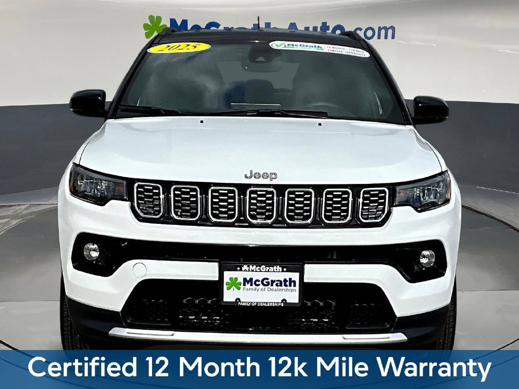 Used 2025 Jeep Compass Limited AWD/4WD image 2
