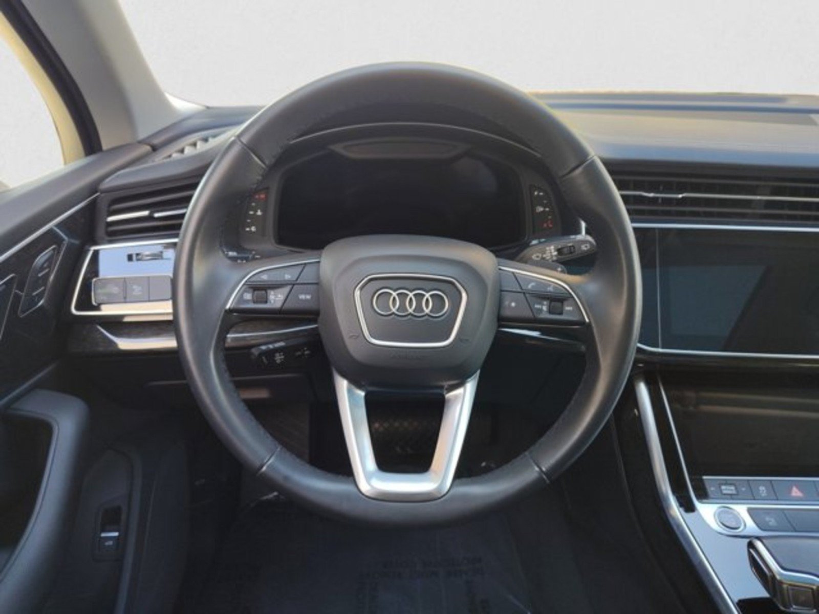 Used 2023 Audi Q7 2.0T Premium AWD/4WD image 15