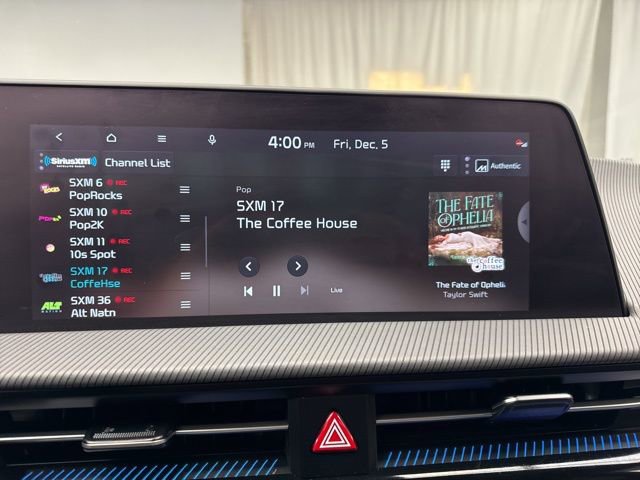 Used 2023 Kia EV6 GT-Line w/ GT-Line Suede Seat Package image 31