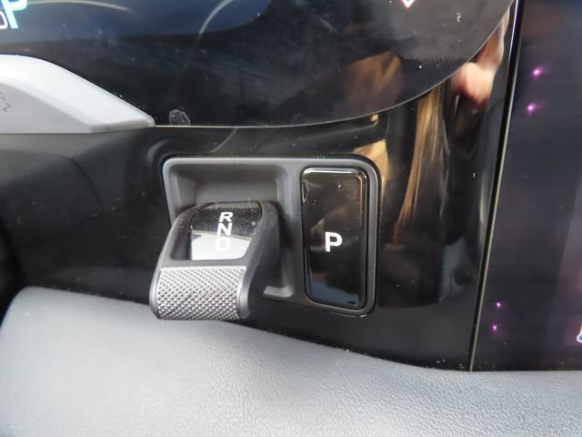 Used 2020 Porsche Taycan 4S image 33