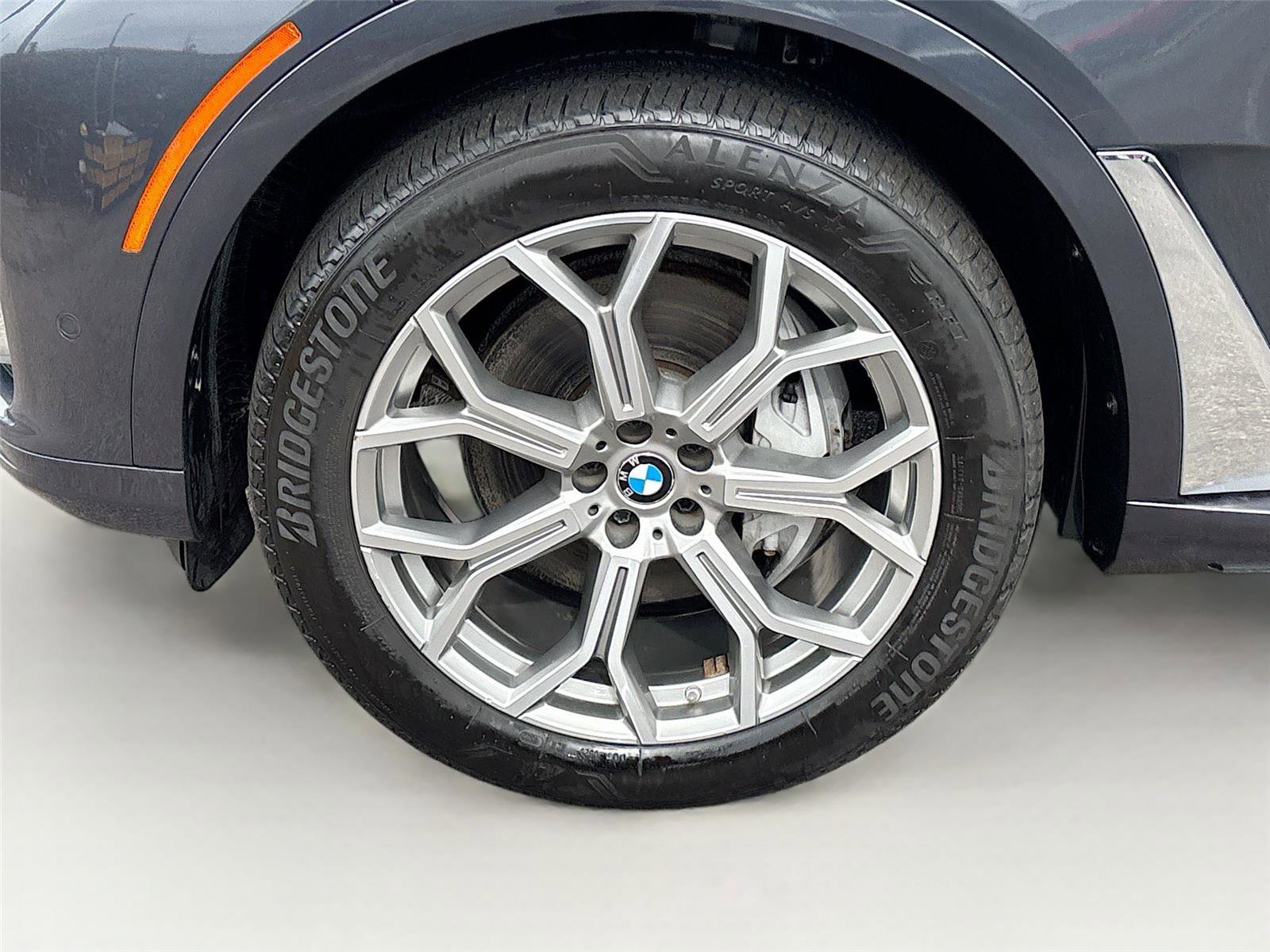Used 2019 BMW X7 xDrive50i w/ Cold Weather Package AWD/4WD image 33