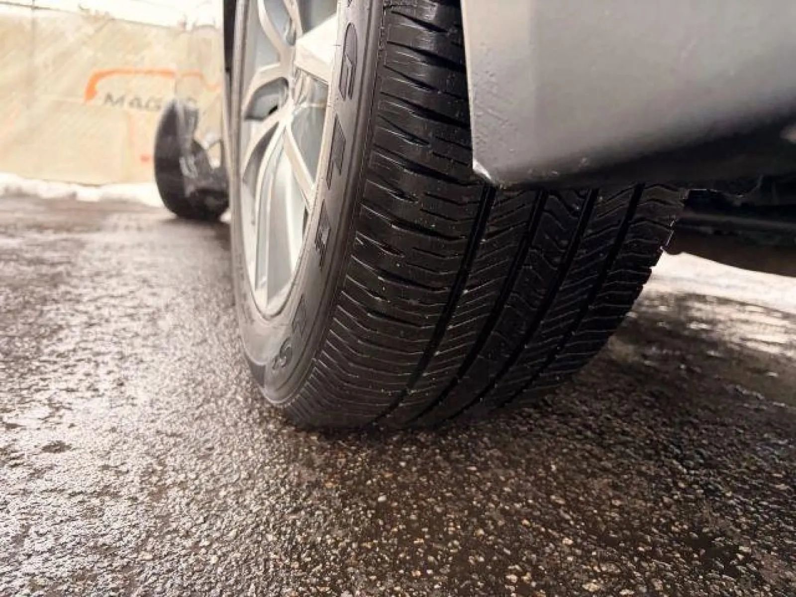 Used 2015 INFINITI Q50 Premium w/ Navigation Package image 44