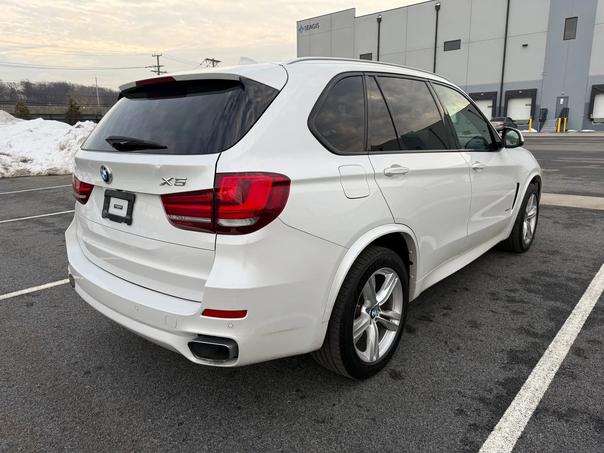 Used 2017 BMW X5 xDrive35i image 7