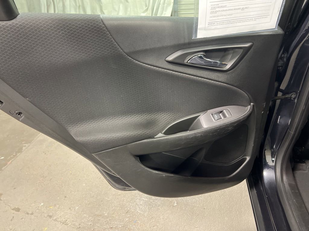 Used 2023 Chevrolet Malibu LT FWD image 18