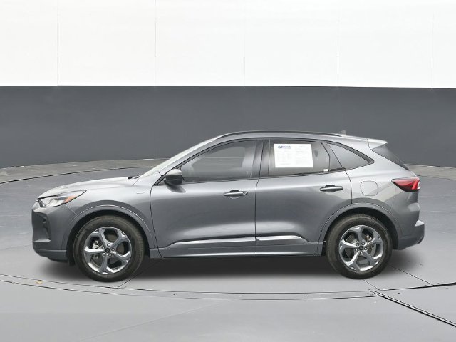 Used 2024 Ford Escape ST-Line w/ Tech Pack #1 FWD image 8